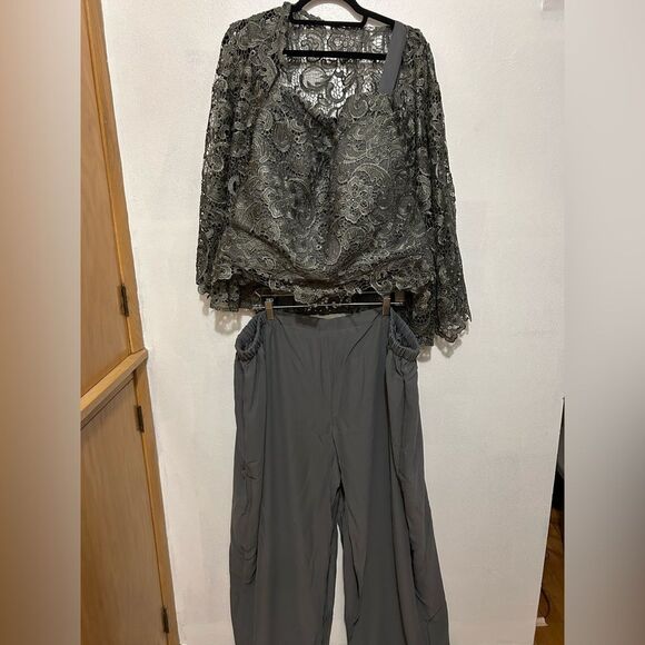 NWT Women's 3 Piece Jacket and Camisole Over Pant grey size 26 W - Picture 2 of 16
